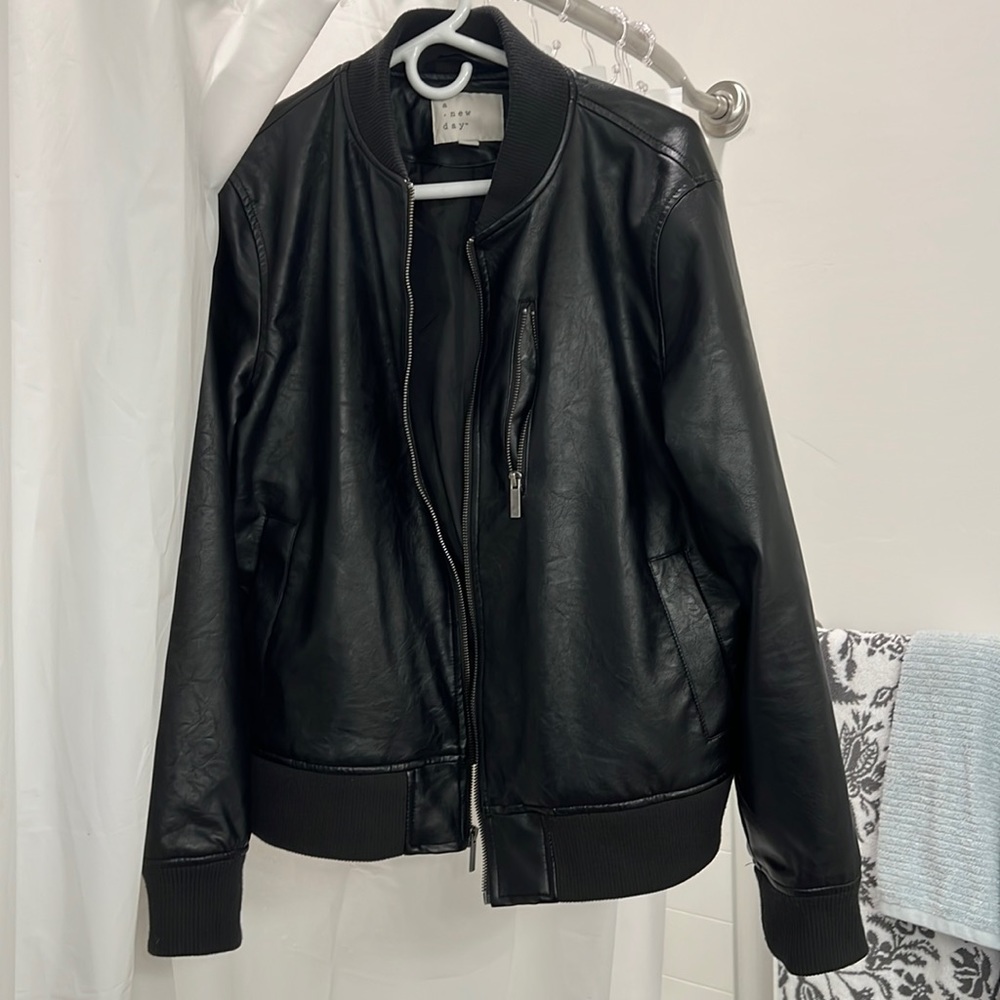 New day leather jacket size XL